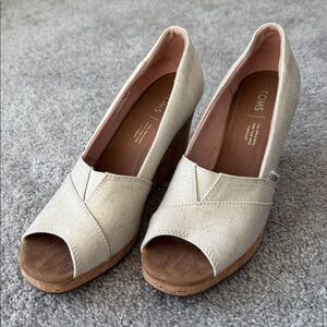 TOMS Gold/Beige Canvas Peep Toe Wedges